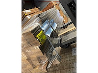 Ipé country grade planken geschaafd 950-1550x90x27mm (171x) - afbeelding 2 van  3