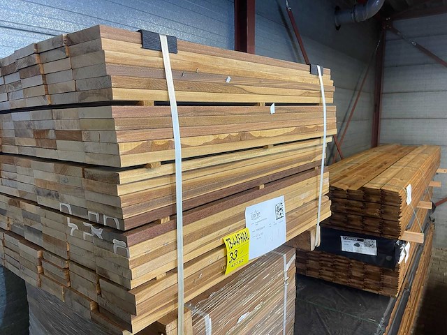 Ipé country grade planken geschaafd 950x120x21mm (182x) - afbeelding 2 van  3