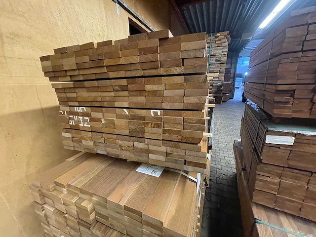 Ipé country grade planken geschaafd 950x90x27mm (207x) - afbeelding 3 van  3