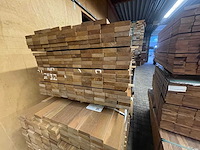 Ipé country grade planken geschaafd 950x90x27mm (207x) - afbeelding 3 van  3