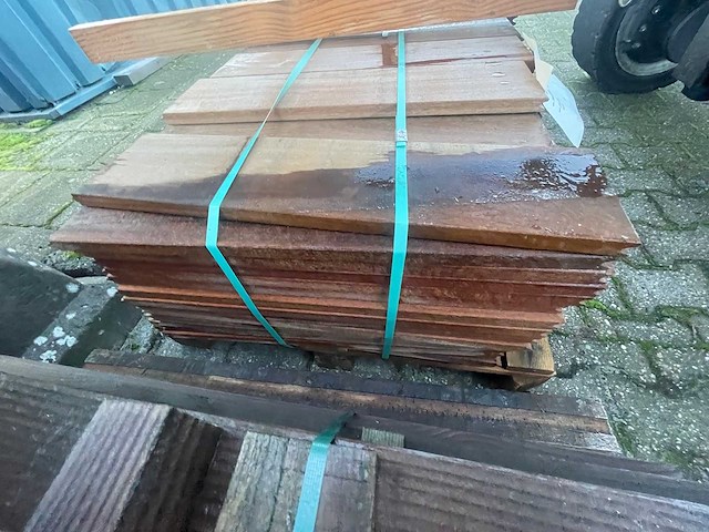 Ipé kopse veer en groef (buitenparket) 600x145x21mm (119x) - afbeelding 3 van  3