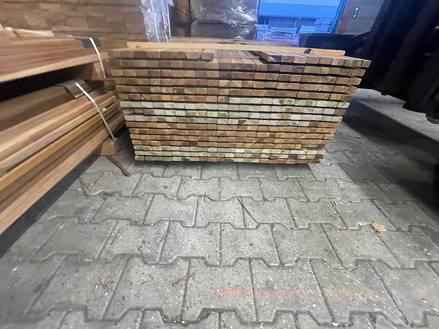 Ipé latten geschaafd 1250x45x21mm (331x) - afbeelding 3 van  3