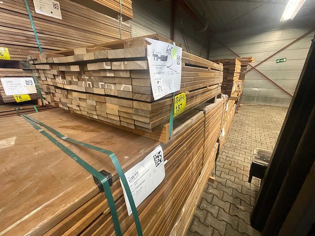 Ipé planken geschaafd 1250x80x27mm (152x) - afbeelding 2 van  3