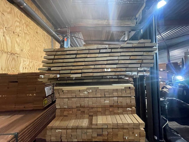 Ipé rhombus profiel 2450-2750x88x21mm (105x) - afbeelding 3 van  3