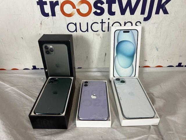 Iphone 11 pro | iphone 11 paars | iphone 15 plus - afbeelding 1 van  2