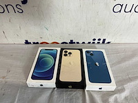 Iphone 12 blauw | iphone 13 pro gold | iphone 13 blauw - afbeelding 1 van  3