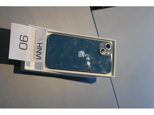 Iphone 13 blue model 2633, 128 gb. bouwjaar 06-2024. enkele gebruiksporen. - afbeelding 2 van  2