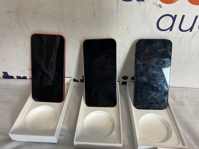 Iphone 13 rood | iphone 13 roze | iphone 14 pro - afbeelding 2 van  2