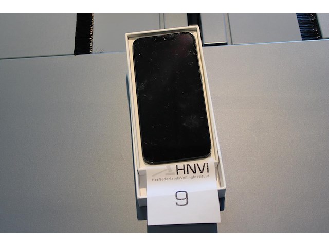 Iphone 13 starlight 128gb. bouwjaar 05-2024. enkele gebruiksporen. - afbeelding 1 van  2