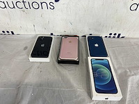 Iphone 13 zwart| iphone 7 plus| iphone 12 blauw - afbeelding 1 van  2