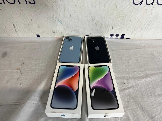 Iphone 14 blauw | iphone 14 zwart - afbeelding 2 van  3
