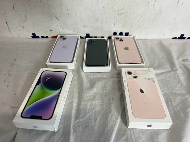 Iphone 14 paars | iphone 11 pro | iphone 13 roze - afbeelding 1 van  2