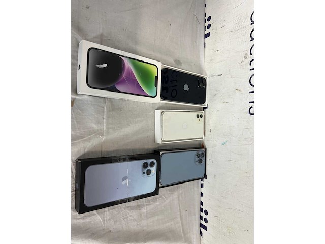 Iphone 14 plus| iphone 11 wit| iphone 13 pro max - afbeelding 1 van  2