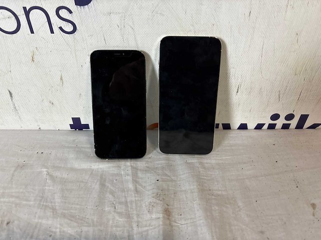 Iphone 14 pro max + iphone 12 pro - afbeelding 1 van  1