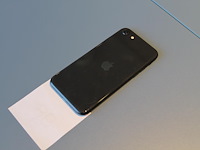 Iphone se bouwjaar 2020. - afbeelding 2 van  2