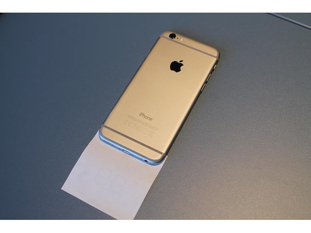 Iphone se bouwjaar 2020. - afbeelding 2 van  2