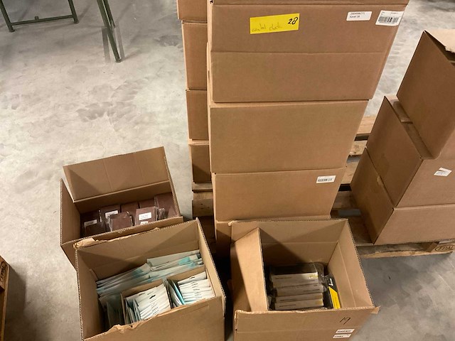 Iphone x partij telefoonhoesjes (ca. 950stuks) - afbeelding 12 van  14