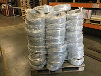 Ips - pallet vol met flexibele elektrabuis. doorsnee 16 mm. - afbeelding 1 van  4