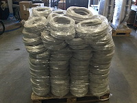 Ips - pallet vol met flexibele elektrabuis. doorsnee 25 mm. - afbeelding 1 van  4