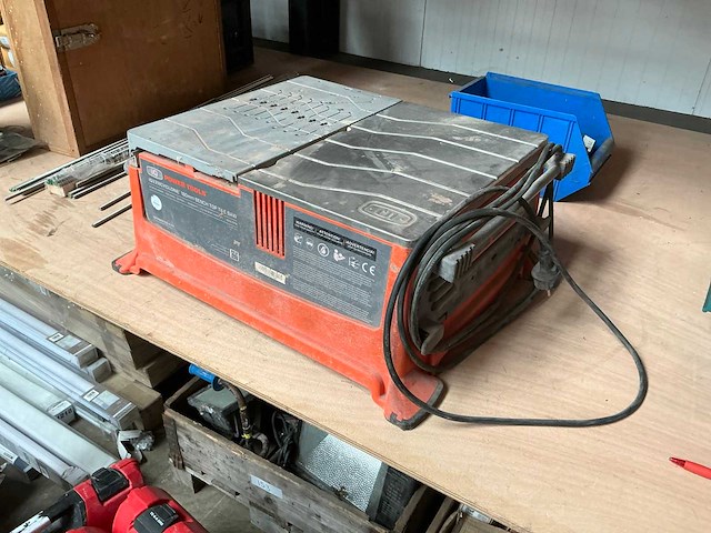 Iq power tools iq228 cyclone tegelzaagmachine - afbeelding 3 van  3