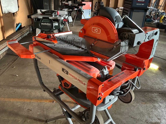 Iq power tools iqts244-ce tegelzaagmachine - afbeelding 8 van  13