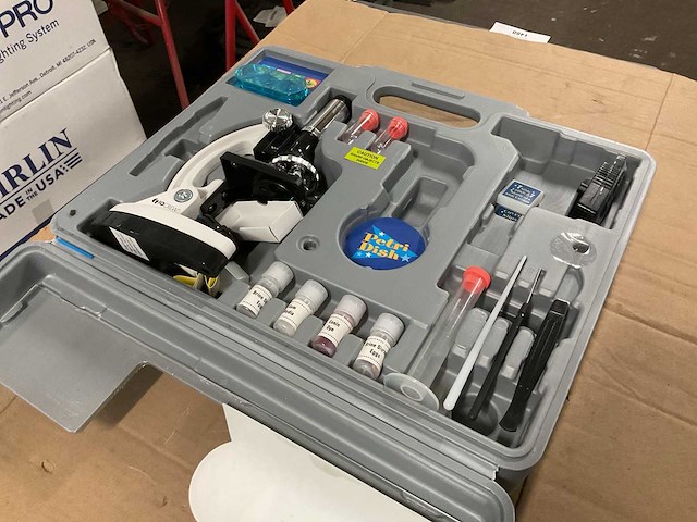 Iqcrew 52 pcs microscope set - afbeelding 3 van  6