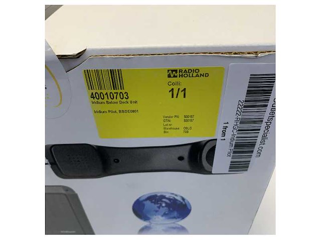 Iridium pilot below decks communication kit with phones - afbeelding 7 van  9
