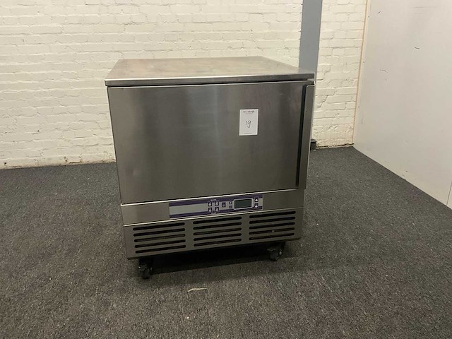 Irinox blast chiller - afbeelding 1 van  9