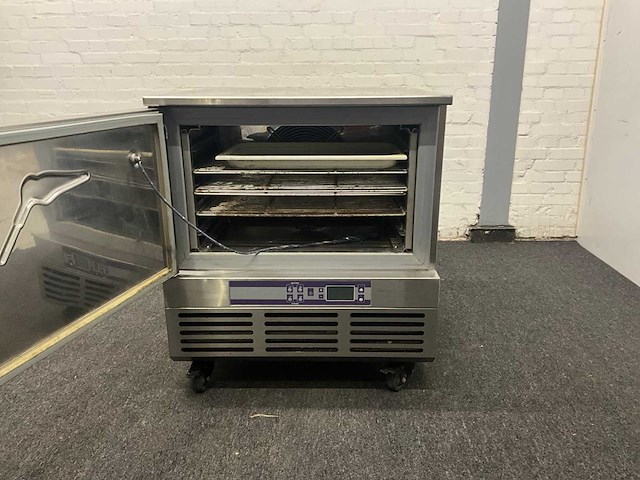 Irinox blast chiller - afbeelding 8 van  9