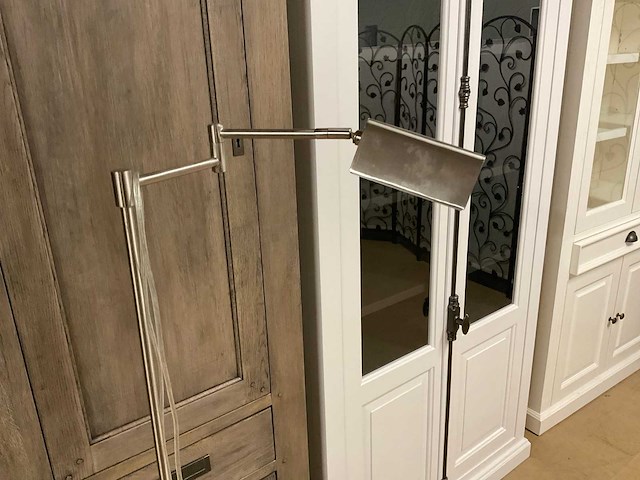 Iro vloerlamp - afbeelding 4 van  8