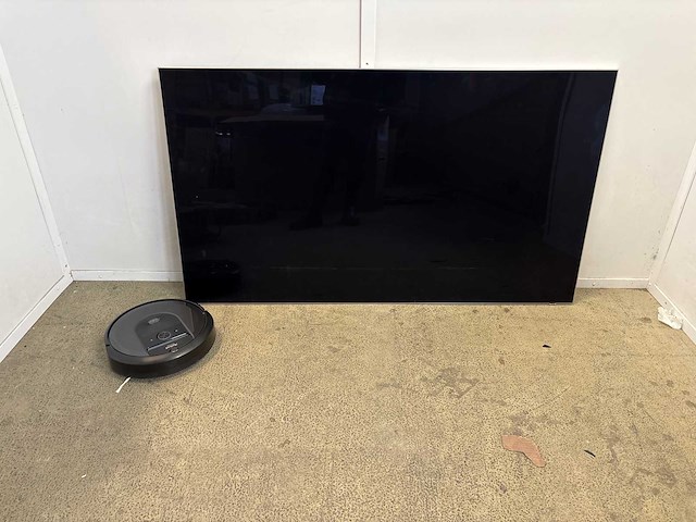 Irobot roomba combo i8 – robotstofzuiger & dweilrobot met laadstation - afbeelding 1 van  4