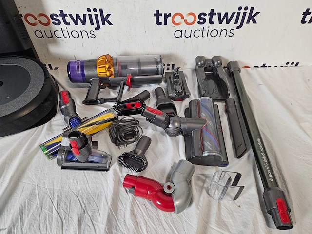 Irobot roomba i4++ dyson v15 detect absolute - afbeelding 3 van  3