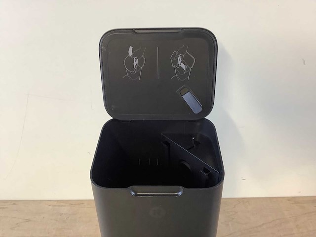 Irobot roomba i7+ robotstofzuiger - afbeelding 4 van  8