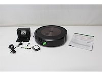 Irobot roomba j7 (j7156) robotstofzuiger herkent en vermijdt objecten zoals oplaadkabels en sokken - afbeelding 5 van  6