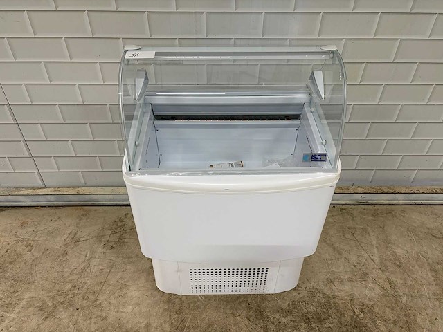 Isa - gel eco fiji - schepijs vitrine mobiel geremd ongebruikt - afbeelding 1 van  7