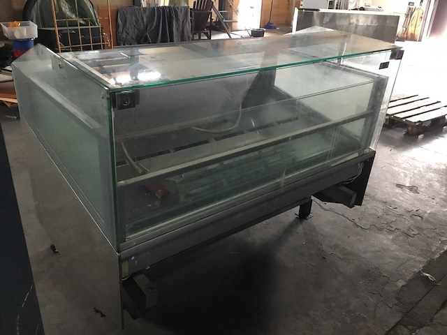 Isa - schepijs vitrine - afbeelding 2 van  5