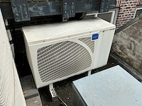Isa gel pro millennium 0720 schepijsvitrine met koelcompressor (faillissement) - afbeelding 2 van  11
