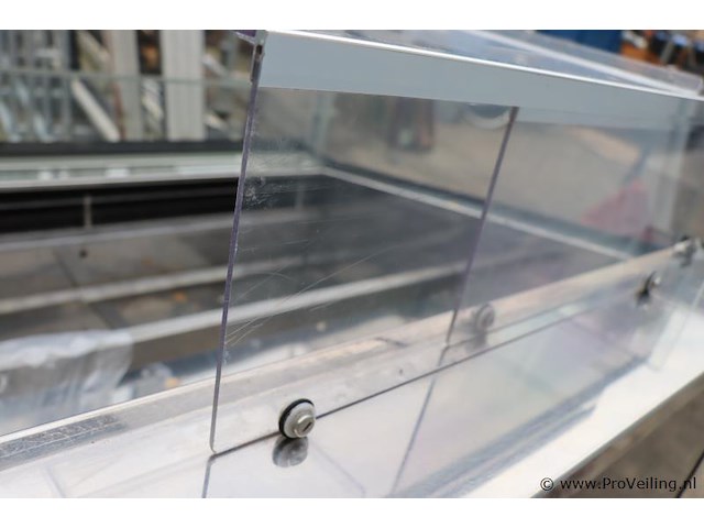 Isa italy ijsvitrine model vetrinati kelly zonder koelmotor - afbeelding 7 van  9