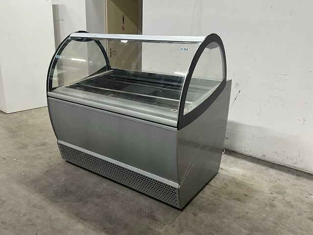 Isa millennium schepijsvitrine - afbeelding 1 van  12