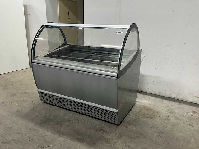 Isa millennium schepijsvitrine - afbeelding 5 van  12