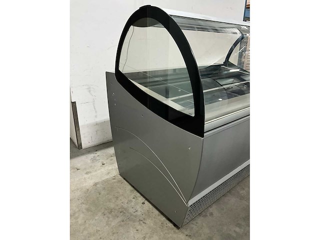 Isa millennium schepijsvitrine - afbeelding 7 van  12
