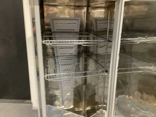 Isa staande vriezer - 3646857 - refrigerators - afbeelding 3 van  6