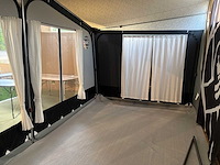 Isabella capri north voortent (911-935 cm) - afbeelding 4 van  8