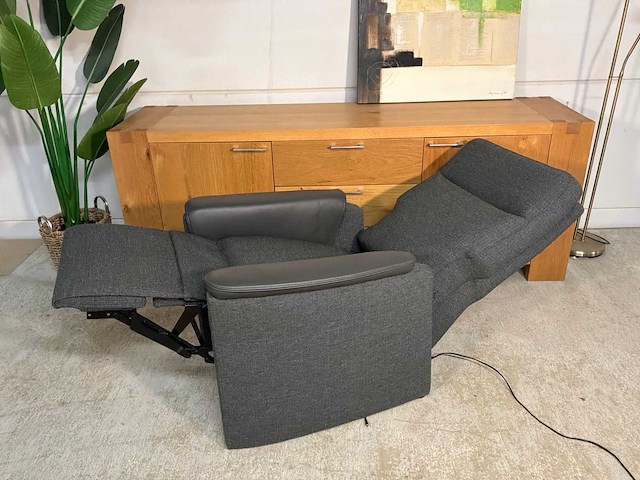 Isak electrische sta-op fauteuil - afbeelding 4 van  16