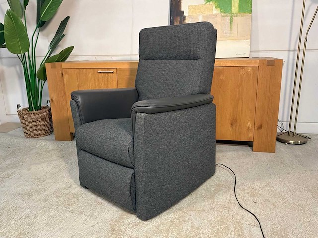 Isak electrische sta-op fauteuil - afbeelding 12 van  16