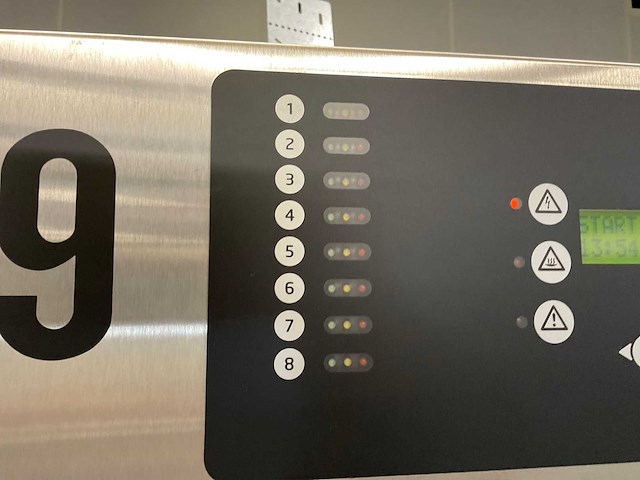 Iseco energis 12 réverible regenereerkast met tafel (4x) - afbeelding 4 van  14