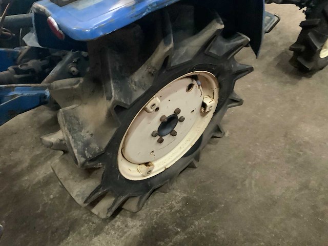 Iseiki t 1210 minitractor - afbeelding 7 van  15