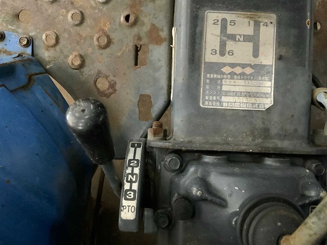 Iseiki t 1210 minitractor - afbeelding 15 van  15