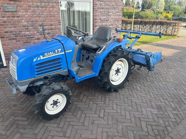 Iseki - trekker - minitractor - afbeelding 1 van  5