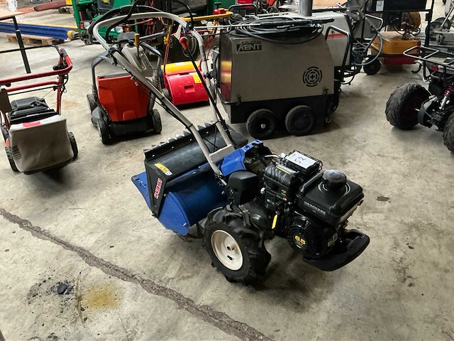 Iseki 12v33 grondfrees - afbeelding 2 van  6